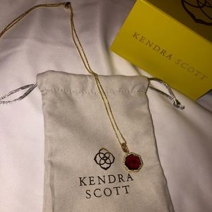 Kendra Scott Necklace